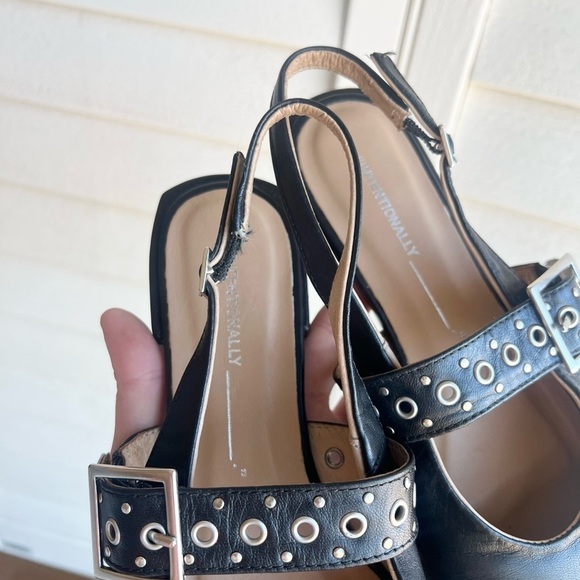 Intentionally Blank Pearl Slingback Ballet Flat - Picture 7 of 8